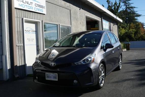 TOYOTA PRIUS V 2015 JTDZN3EU8FJ030114 image